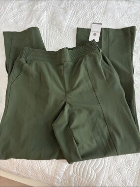 Apana Olive Green Yoga Pants